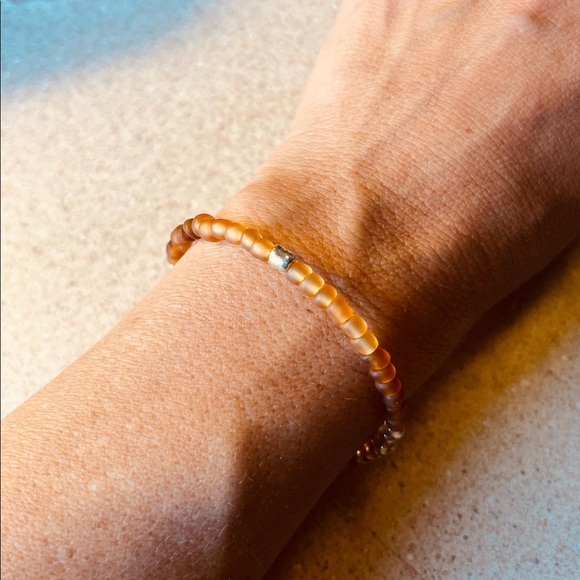 Bracelets - Picture 10 of 10